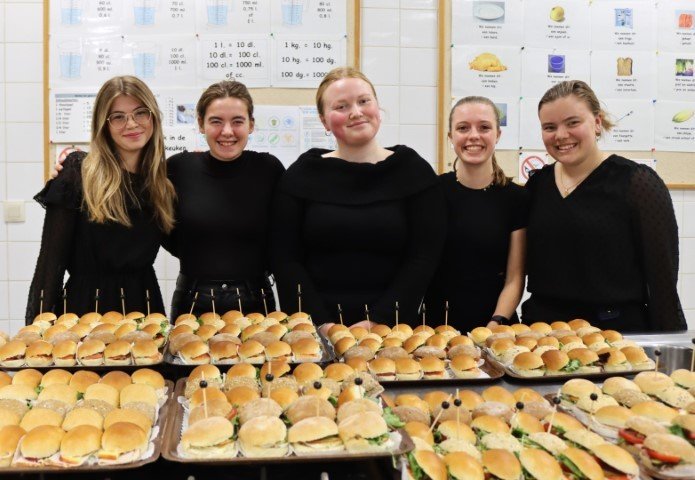 2023-09 Receptie voor ouders nieuwe leerlingen -3-.JPG