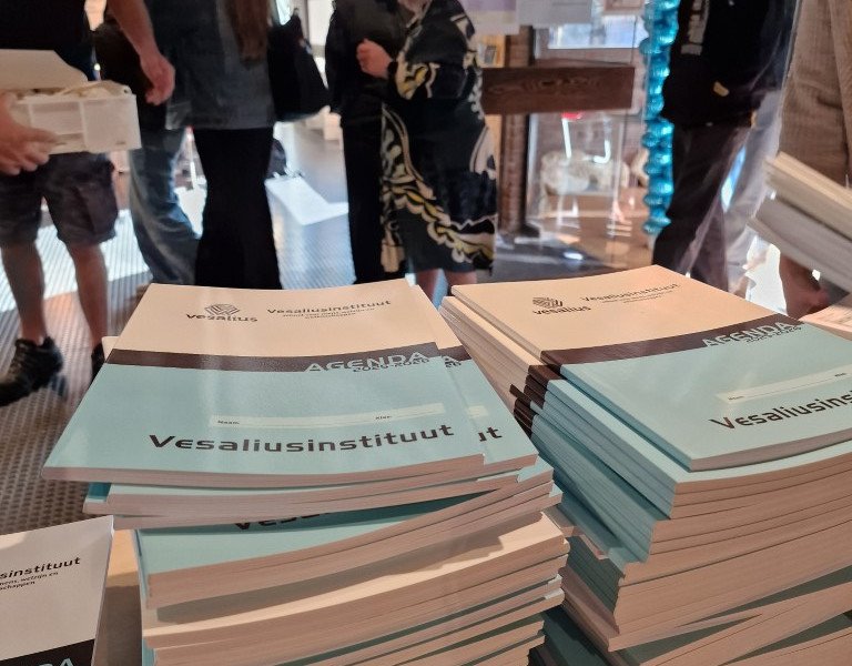 2025-09 Vesalius eerste schooldag -12-.jpg