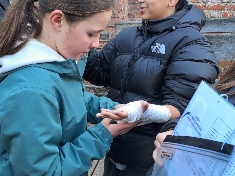 2025-10-24 Vesalius 1stes TB -9-.jpg