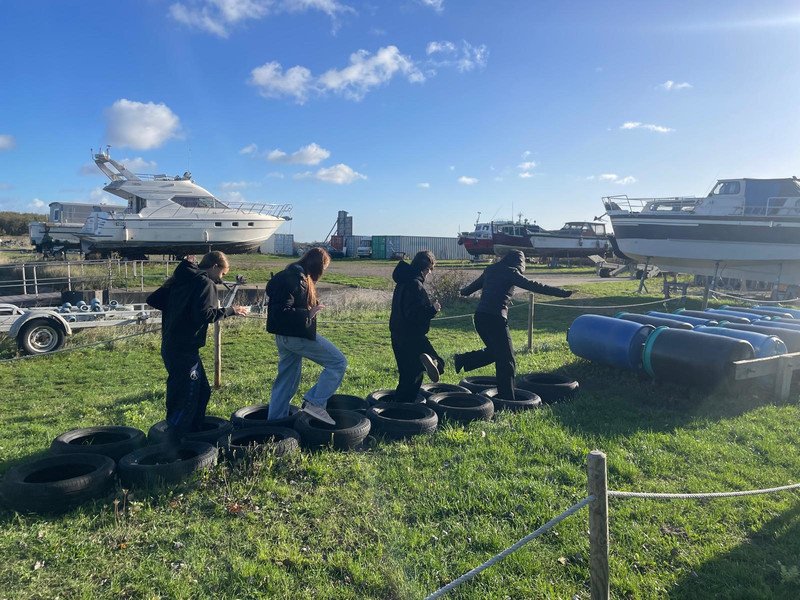 2025-10-24 Vesalius 3DS TB -1-.jpg