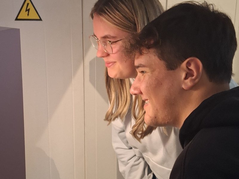 2025-11-07 5 6 AS 5BZ  -23-.jpg