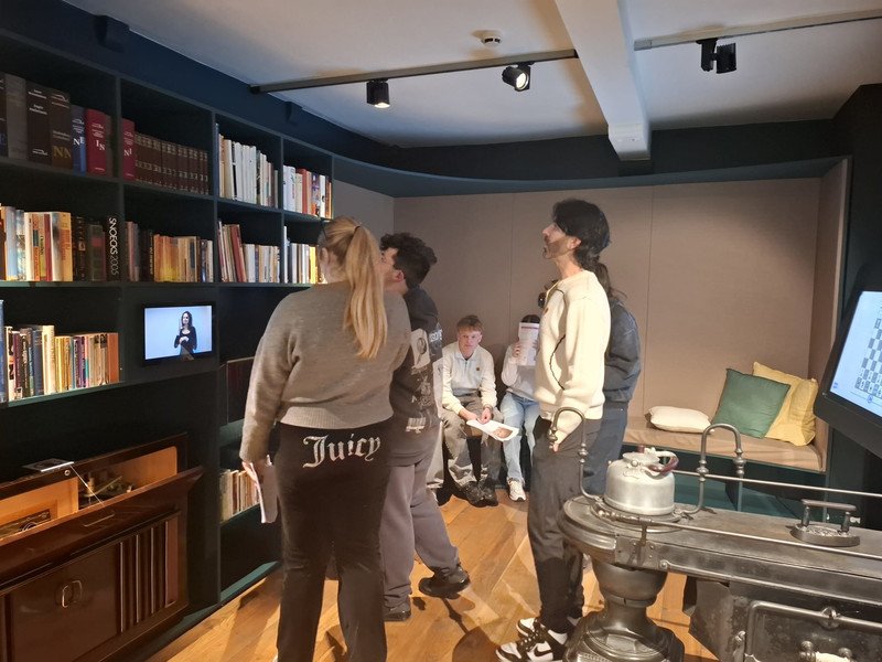 2025-11-07 5 6 AS 5BZ  -26-.jpg