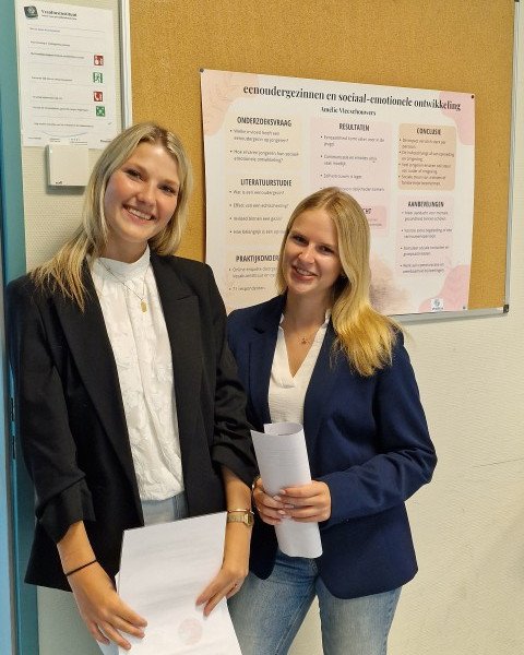 2026-06-23 6des posterbeurs -5-_1.jpg